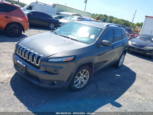1C4PJLCB7HW516598 Jeep Cherokee Latitude Fwd