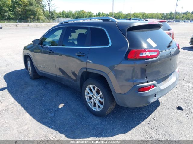 1C4PJLCB7HW516598 Jeep Cherokee Latitude Fwd