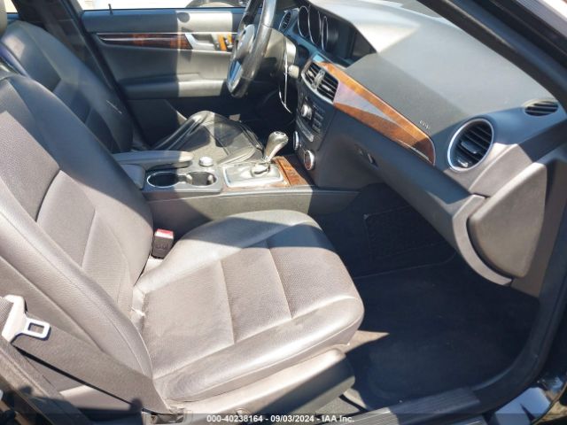 WDDGF8AB4ER306753 Mercedes-Benz C 300 Luxury 4matic/sport 4matic