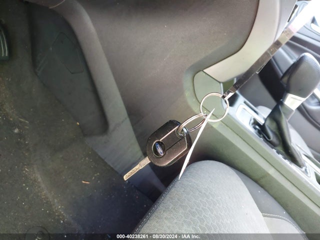 Ford ESCAPE SE 2017 1FMCU0GD1HUC37610 Image 11