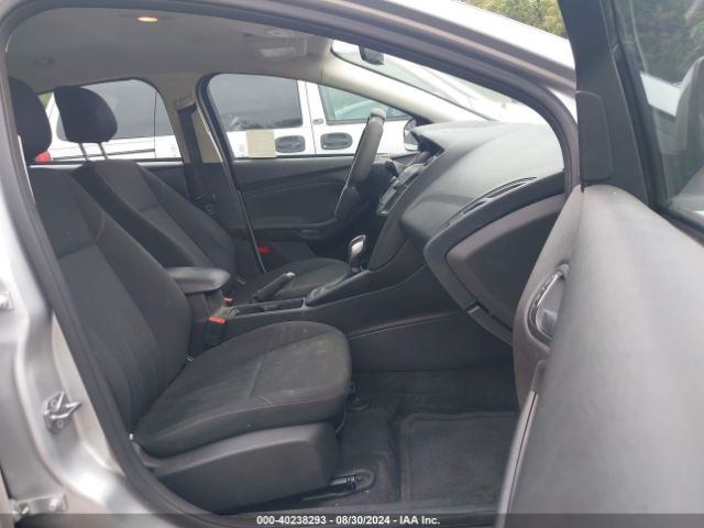 2018 FORD FOCUS 1FADP3F2XJL273332 Photo 4