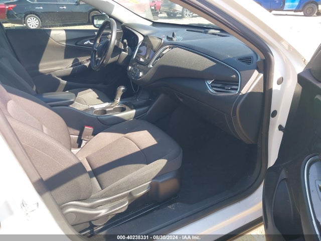 Chevrolet MALIBU LT 2018 1G1ZD5ST2JF277692 Image 5