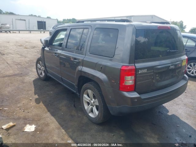 1C4NJPFBXGD687396 Jeep Patriot Latitude