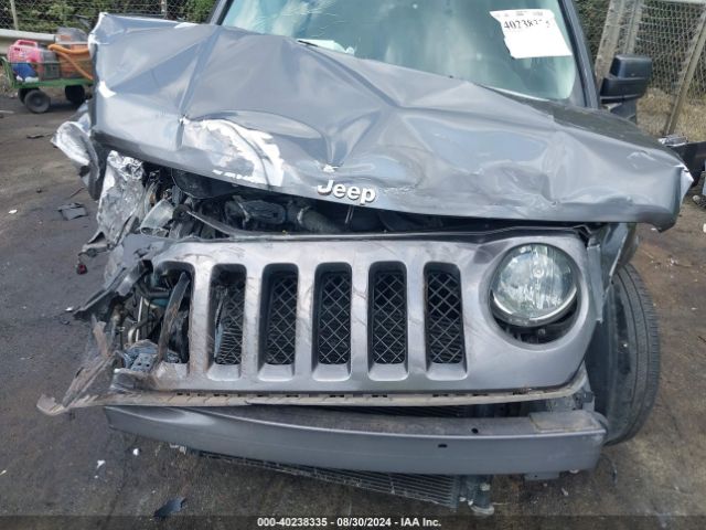 1C4NJPFBXGD687396 Jeep Patriot Latitude