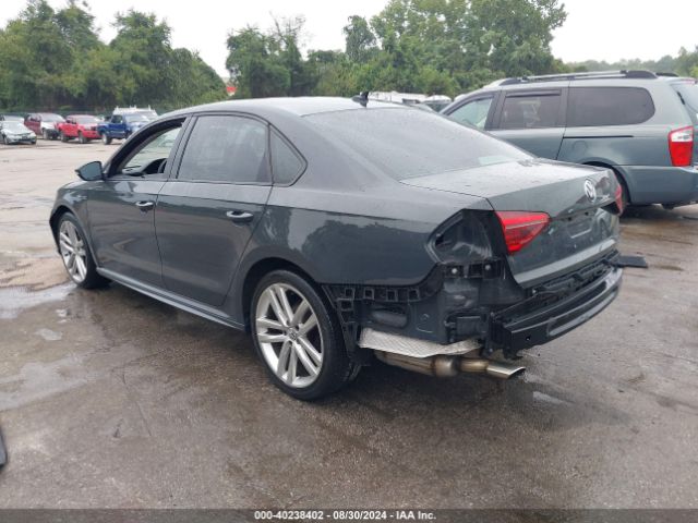 1VWAA7A39JC016651 Volkswagen Passat 2.0t R-line/2.0t S
