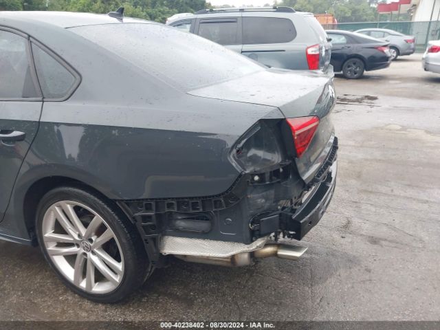 1VWAA7A39JC016651 Volkswagen Passat 2.0t R-line/2.0t S