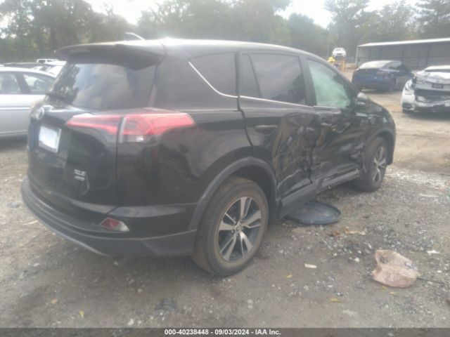 2T3RFREV1JW816517 Toyota Rav4 Xle