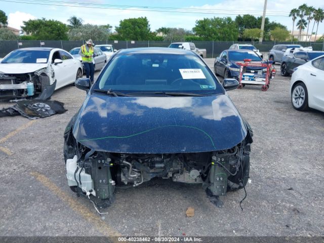 JTDEPMAE1MJ179104 Toyota COROLLA LE