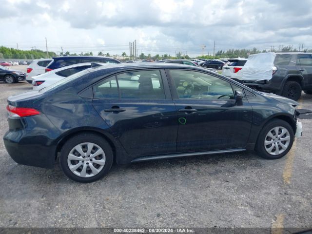 JTDEPMAE1MJ179104 Toyota COROLLA LE