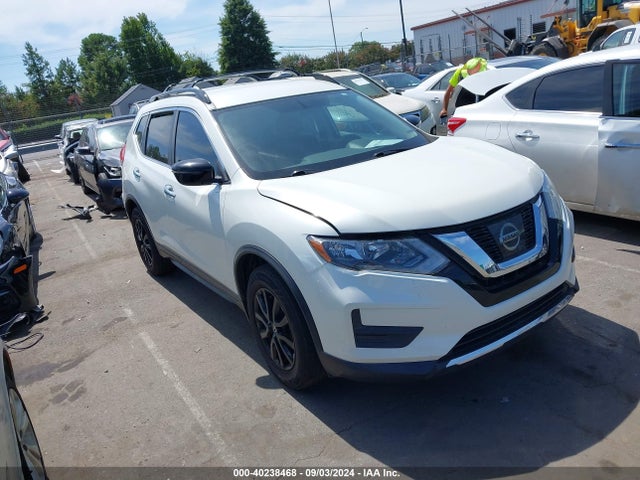 Nissan ROGUE SV 2017 5N1AT2MT4HC883845 Image 1