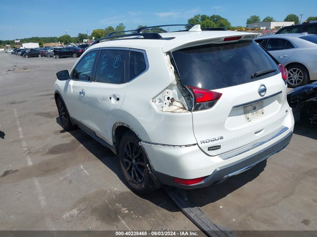 Nissan ROGUE SV 2017 5N1AT2MT4HC883845 Image 3