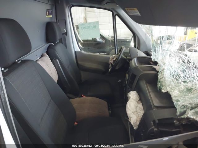 WD3PE8CC4E5885361 Mercedes-Benz Sprinter 2500 High Roof