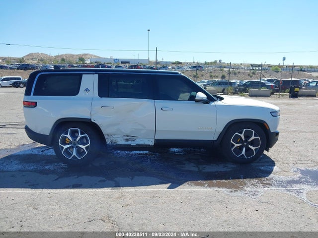 Rivian R1s Adventure Quad Motor Large Pack 2024 7PDSGABA6RN032217 Image 12