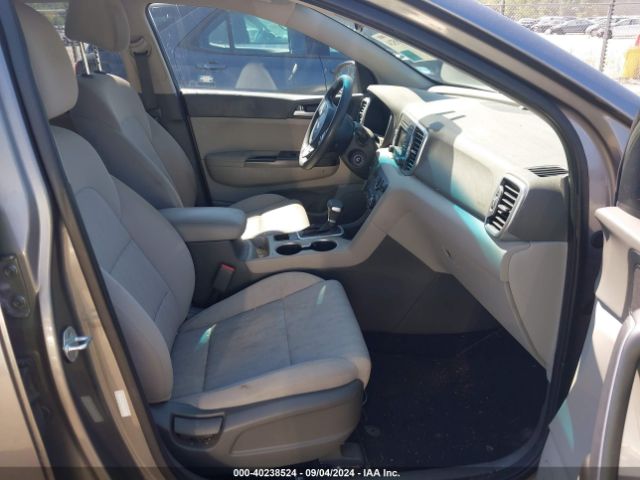 KNDPMCAC7H7255423 KIA Sportage Lx