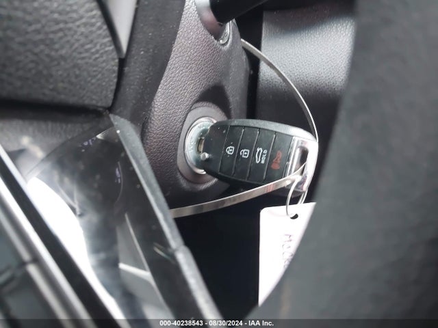 KIA Optima Lx 2019 5XXGT4L37KG373430 Image 11