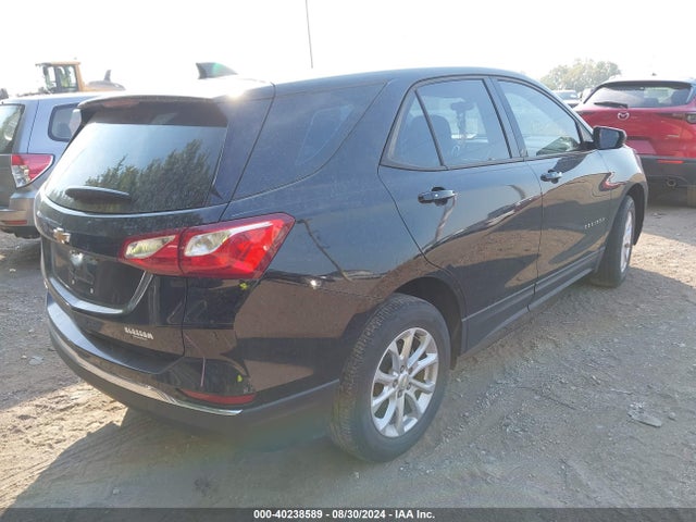 Chevrolet EQUINOX LS 2018 3GNAXHEV2JL404528 Image 4