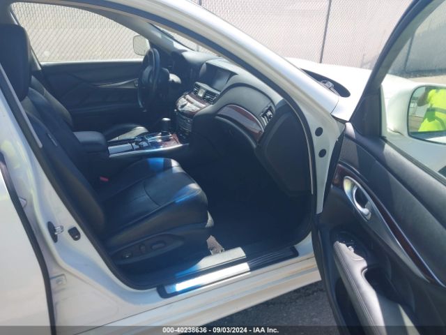 JN1BY1AP3EM260527 Infiniti Q70 3.7