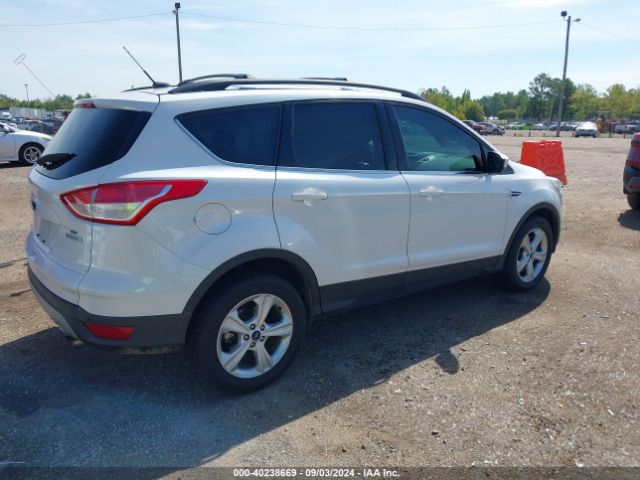 1FMCU0G90GUB89169 Ford ESCAPE SE