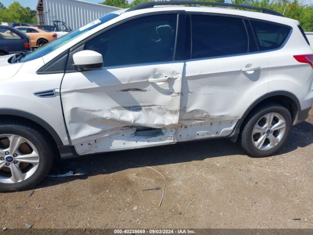 1FMCU0G90GUB89169 Ford ESCAPE SE