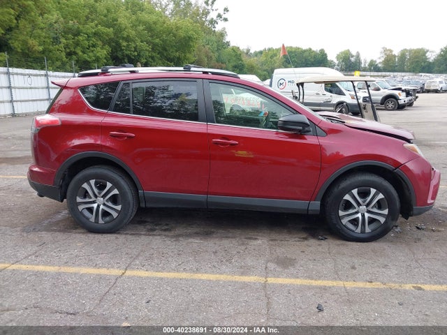 Toyota RAV4 LE 2018 JTMZFREV7JD113176 Image 13