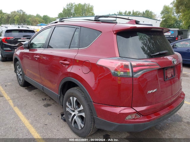 Toyota RAV4 LE 2018 JTMZFREV7JD113176 Image 3