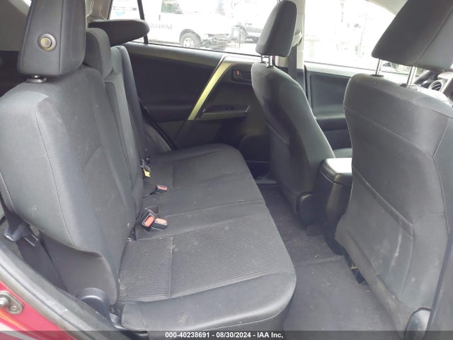 Toyota RAV4 LE 2018 JTMZFREV7JD113176 Image 8