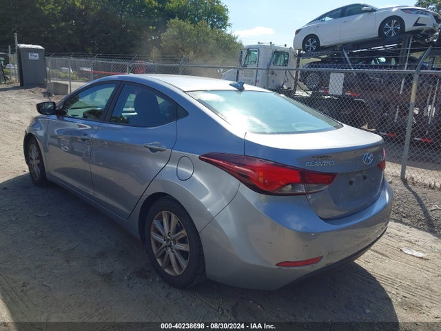 Hyundai ELANTRA SE 2016 5NPDH4AE4GH788239 Image 3