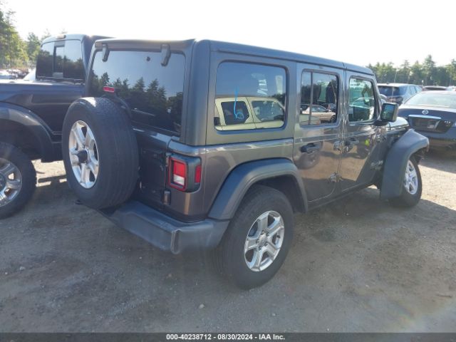 1C4HJXDG8JW264226 Jeep Wrangler Unlimited Sport S 4x4