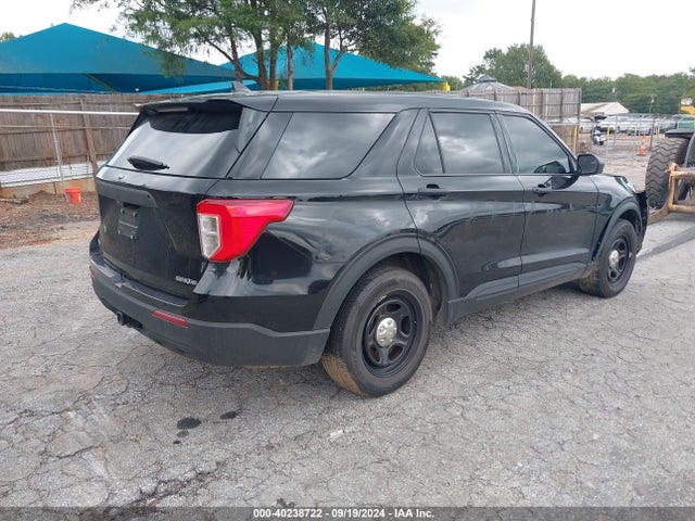 Ford Police Interceptor Utility 2023 1FM5K8AB2PGA32380 Image 4