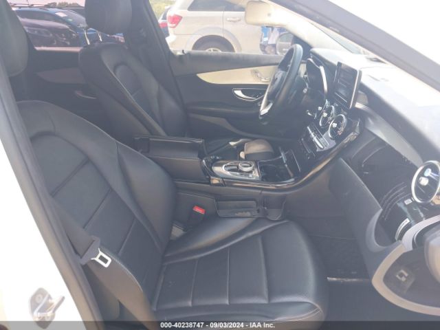55SWF4JB8HU216366 Mercedes-Benz C 300 Luxury/sport