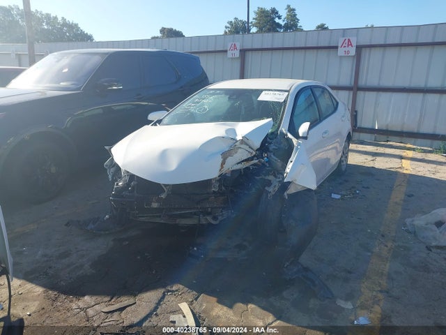 Toyota COROLLA LE 2017 5YFBURHE4HP643857 Image 2
