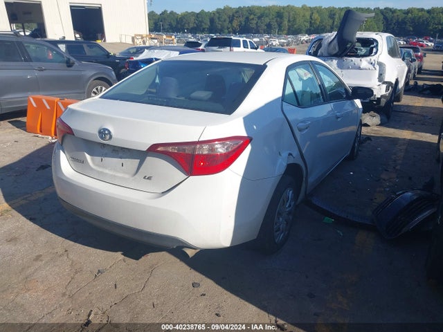 Toyota COROLLA LE 2017 5YFBURHE4HP643857 Image 4