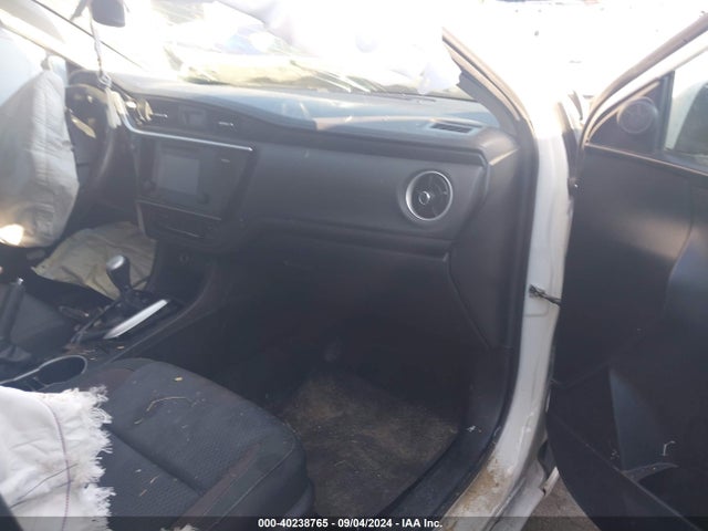 Toyota COROLLA LE 2017 5YFBURHE4HP643857 Image 5