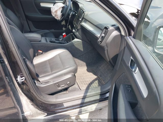 YV4162UK9L2298502 Volvo Xc40 T5 Momentum