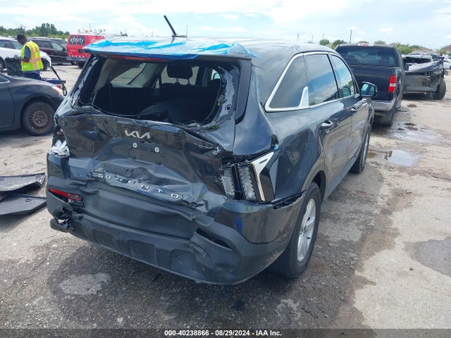 KIA SORENTO LX 2022 5XYRG4LC2NG103308 Image 4