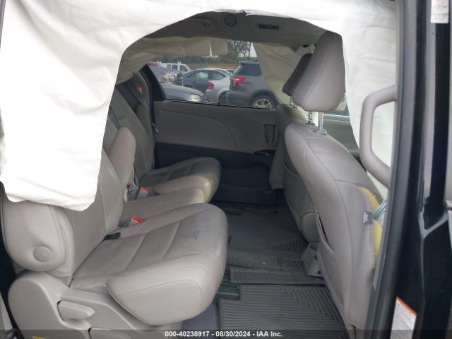 5TDYK3DC0FS611400 Toyota Sienna Xle 8 Passenger