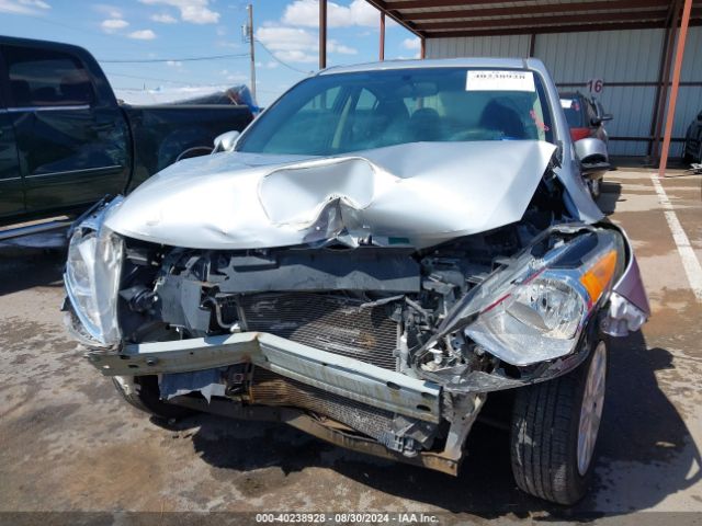3N1CN7AP0JL888162 Nissan Versa 1.6 S+