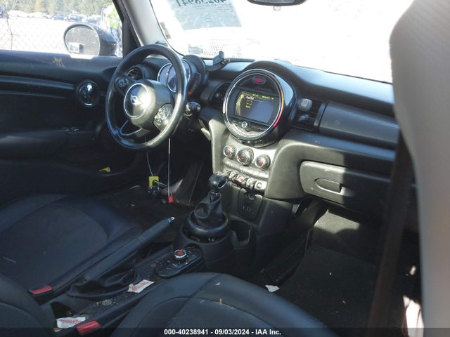 2017 MINI HARDTOP WMWXU1C53H2E17516 Photo 4