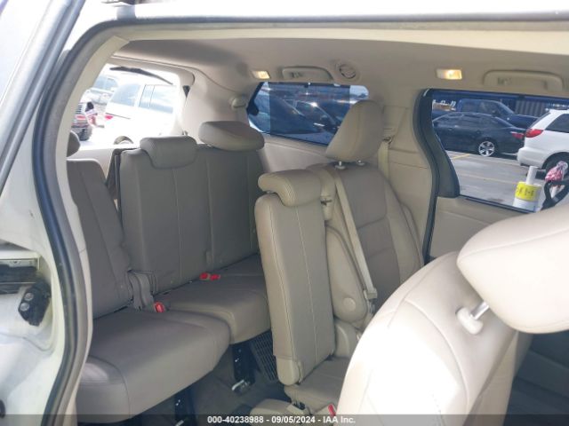 5TDYK3DC3FS664592 Toyota Sienna Xle 8 Passenger