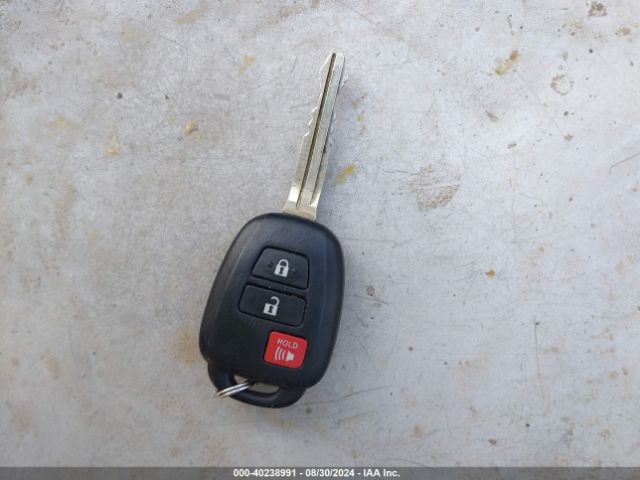 JTDKDTB3XG1137022 Toyota Prius C One
