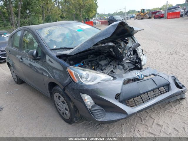 JTDKDTB3XG1137022 Toyota Prius C One