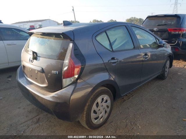 JTDKDTB3XG1137022 Toyota Prius C One