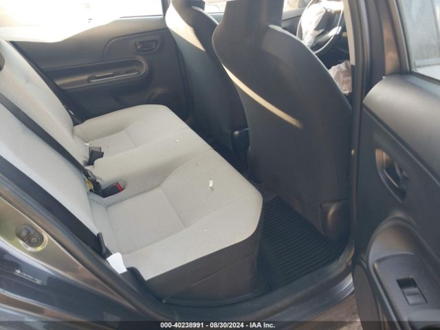 JTDKDTB3XG1137022 Toyota Prius C One