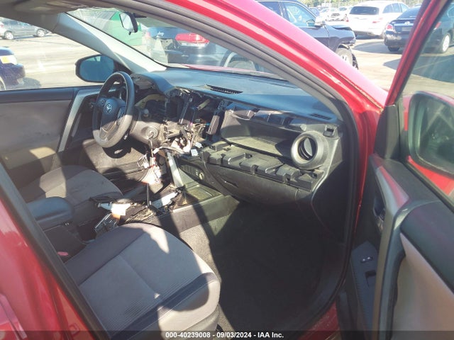 Toyota Rav4 Xle 2014 2T3WFREVXEW114172 Image 5