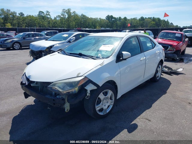 Toyota COROLLA LE 2014 5YFBURHE0EP034339 Image 2