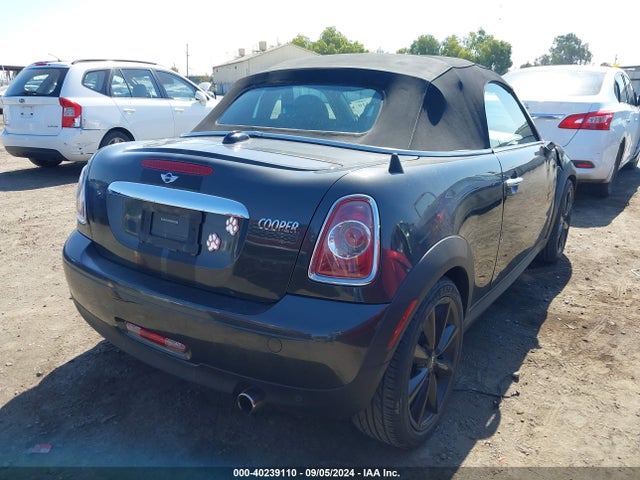 2012 MINI COOPER WMWSY1C57CT429098 Photo 3