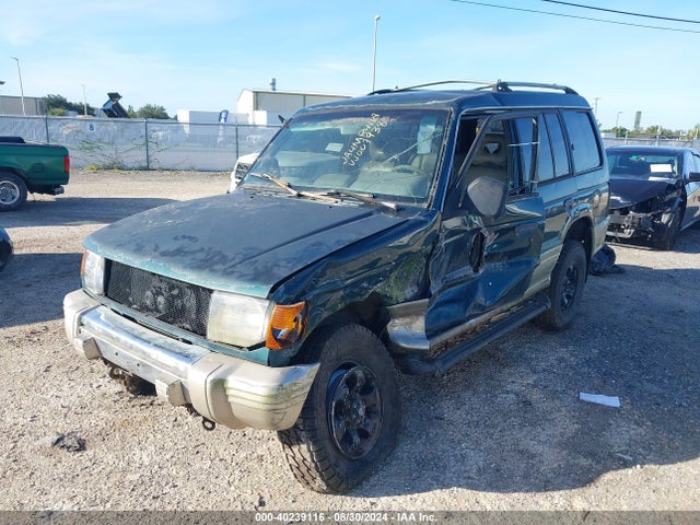 1997 MITSUBISHI MONTERO JA4MR41R7VJ007938 Photo 1
