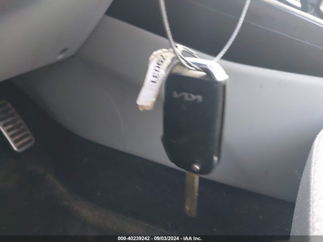 KIA SOUL LX 2022 KNDJ23AU4N7180258 Image 11