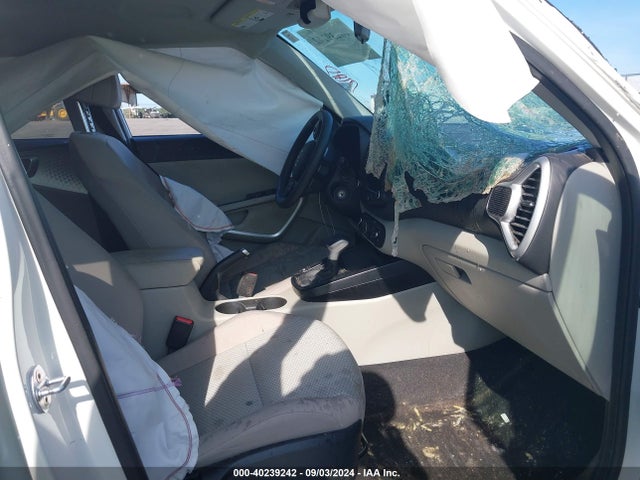 KIA SOUL LX 2022 KNDJ23AU4N7180258 Image 5