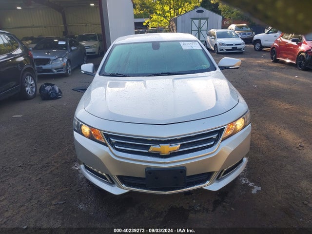 Chevrolet IMPALA 1LT 2018 2G1105S37J9172468 Image 12